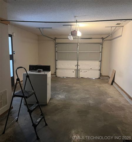 400 E Sunflower, Vian, OK 74962