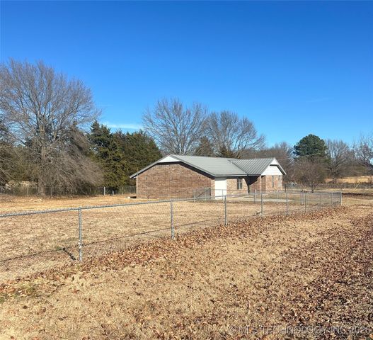 400 E Sunflower, Vian, OK 74962