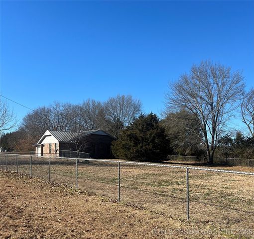 400 E Sunflower, Vian, OK 74962