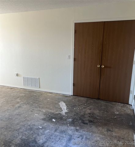 400 E Sunflower, Vian, OK 74962