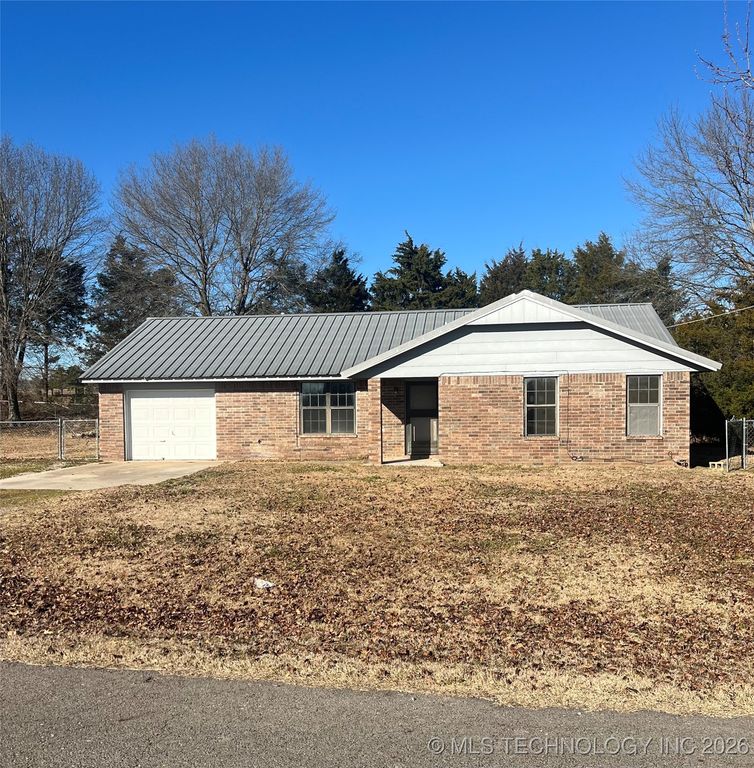 400 E Sunflower, Vian, OK 74962