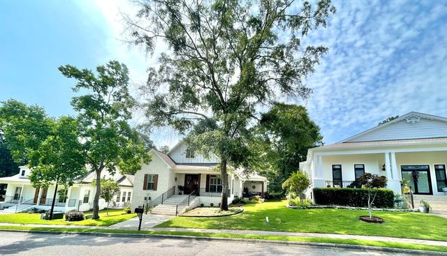 124 Royale Orleans, Dothan, AL 36305