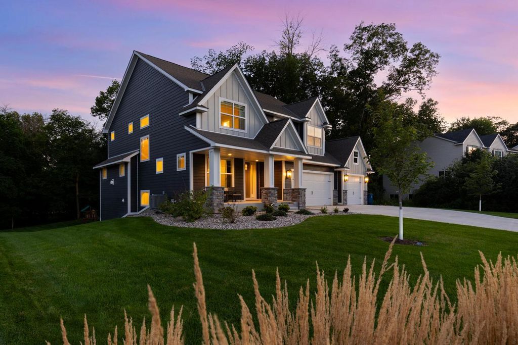 16957 Valley Road, Eden Prairie, MN 55347
