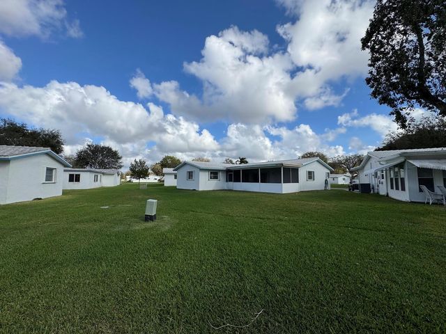 9021 NW 15th Place, Plantation, FL 33322