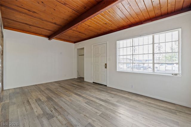 421 Stanford Street, Las Vegas, NV 89107