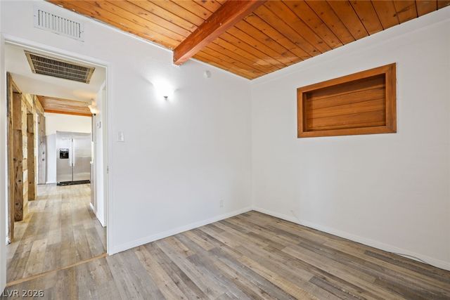 421 Stanford Street, Las Vegas, NV 89107
