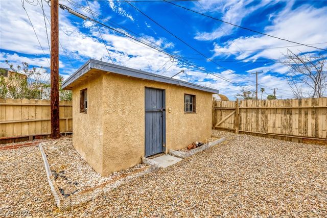421 Stanford Street, Las Vegas, NV 89107