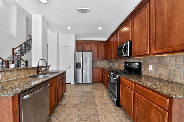 3 W Archwyck Circle, The Woodlands, TX 77382