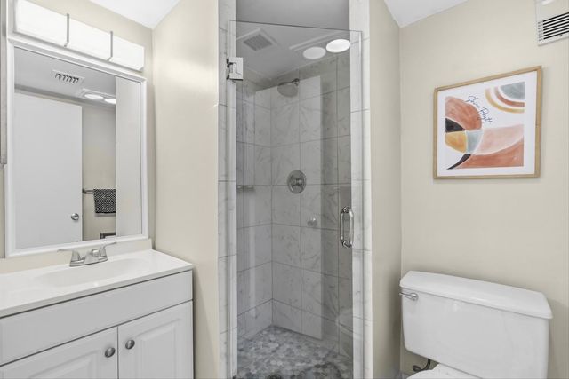 9410 Poinciana Place 108, Davie, FL 33324