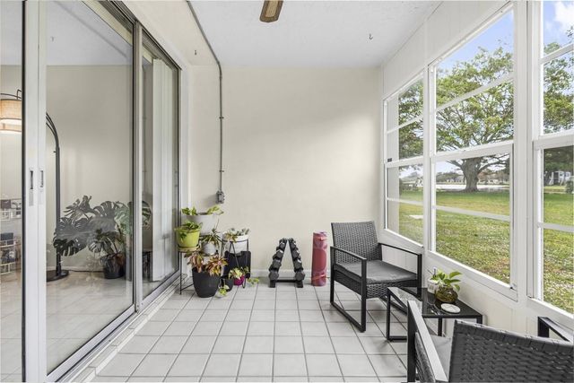 9410 Poinciana Place 108, Davie, FL 33324
