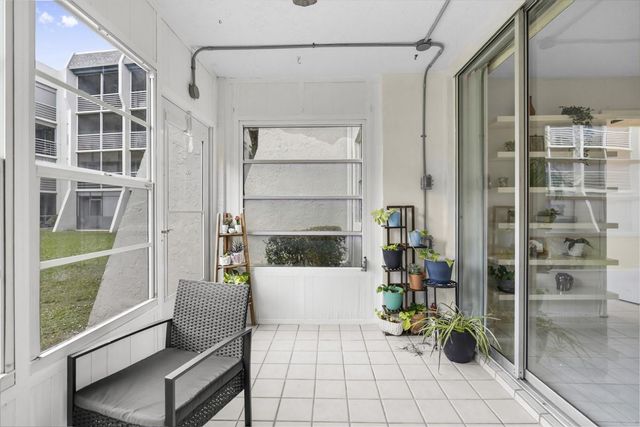 9410 Poinciana Place 108, Davie, FL 33324