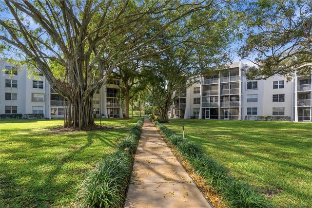 9410 Poinciana Place 108, Davie, FL 33324