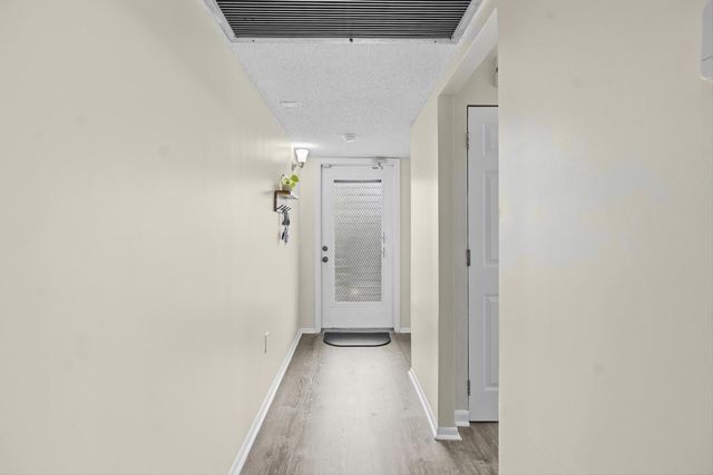 9410 Poinciana Place 108, Davie, FL 33324