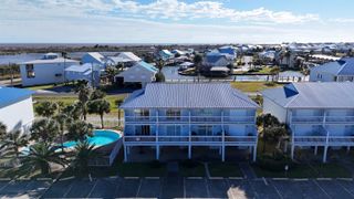 411 Admiral Craik Dr #20, Grand Isle, LA 70358