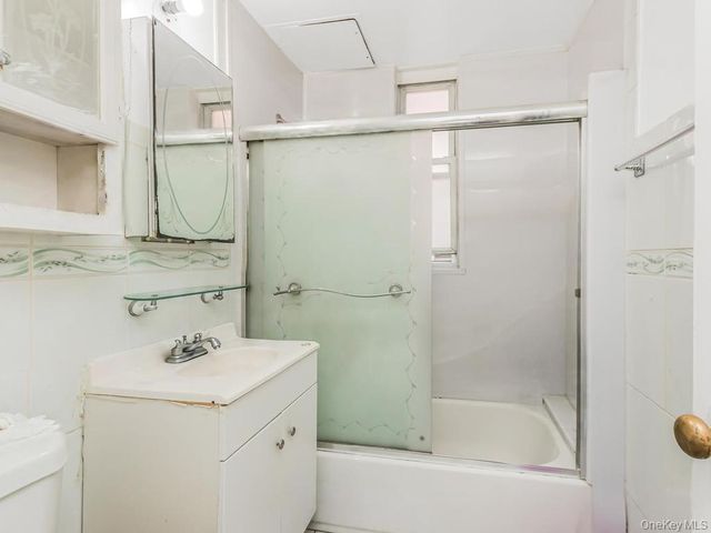 3360 Holland Avenue, Bronx, NY 10467