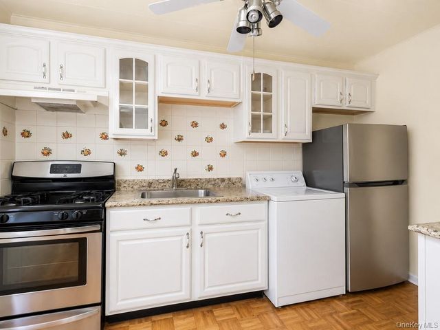 3360 Holland Avenue, Bronx, NY 10467