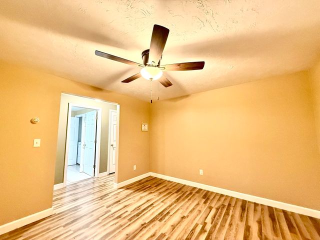 217 Dudley Southbridge Rd, Dudley, MA 01571