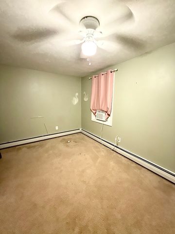 217 Dudley Southbridge Rd, Dudley, MA 01571