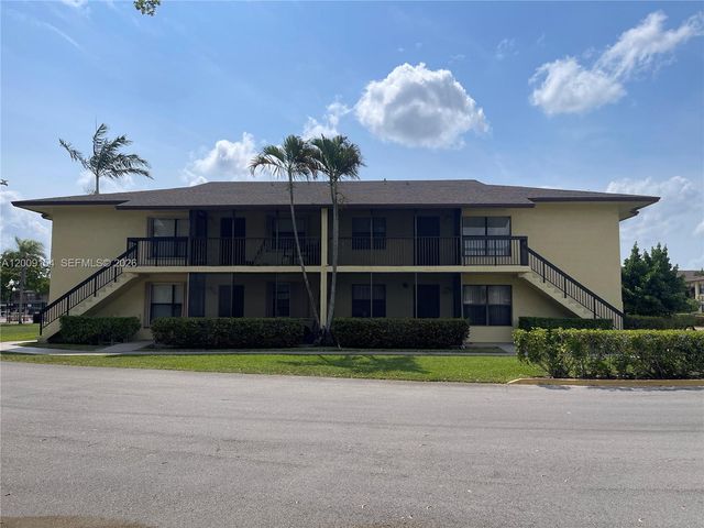 10016 Winding Lake Rd 202, Sunrise, FL 33351