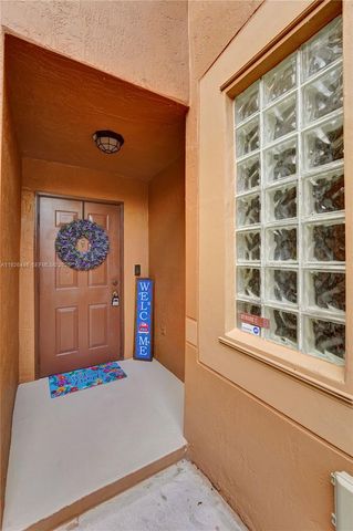 1435 Barcelona Way 5-27, Weston, FL 33327