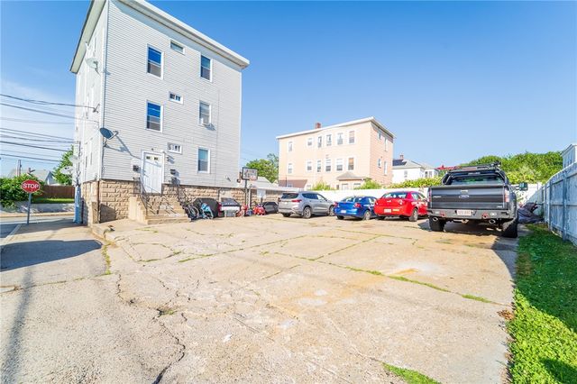81 Columbus Avenue, Pawtucket, RI 02860