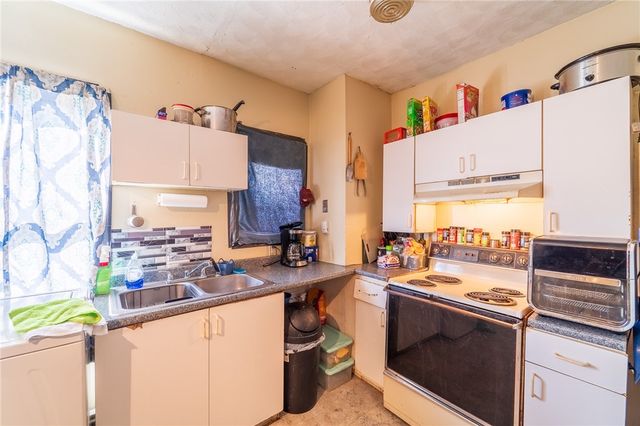 81 Columbus Avenue, Pawtucket, RI 02860