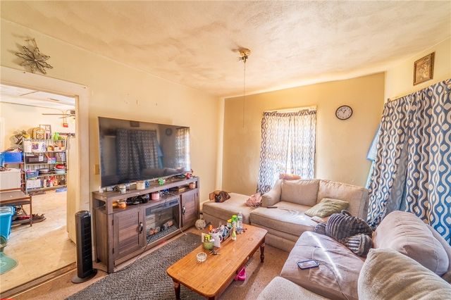 81 Columbus Avenue, Pawtucket, RI 02860