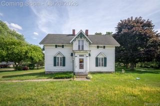 3557 W Walton Boulevard, Waterford Charter Township, MI 48329