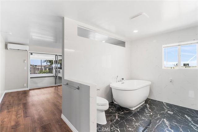 2699 E 20th, Signal Hill, CA 90755