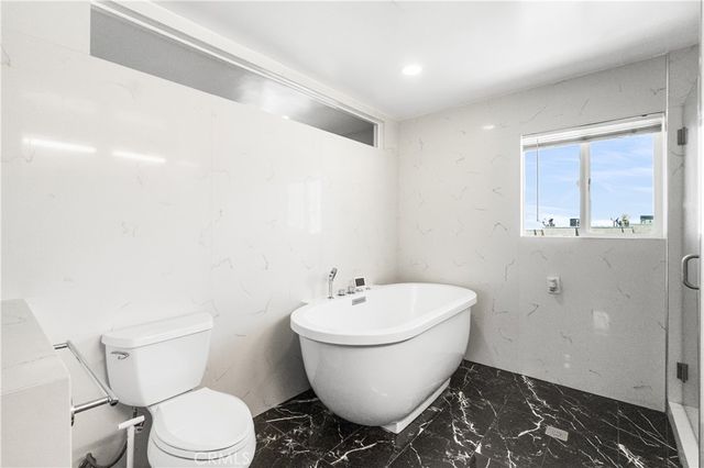 2699 E 20th, Signal Hill, CA 90755