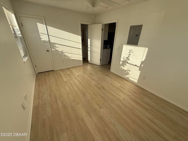 11 Oriole Circle, Ormond Beach, FL 32176