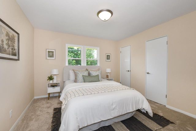 5659 S Quality AVENUE, Cudahy, WI 53110
