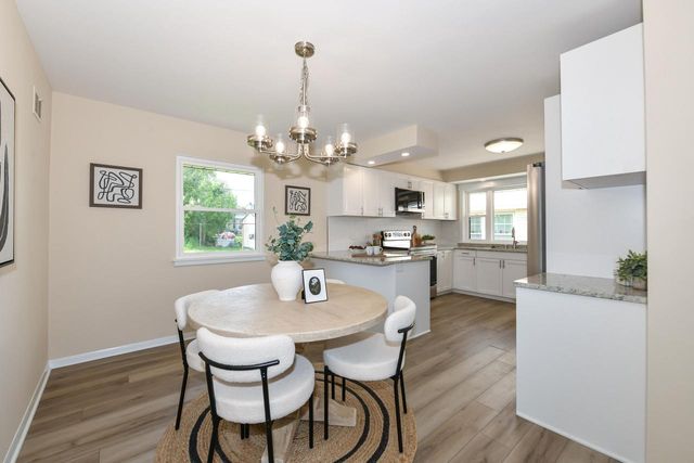 5659 S Quality AVENUE, Cudahy, WI 53110