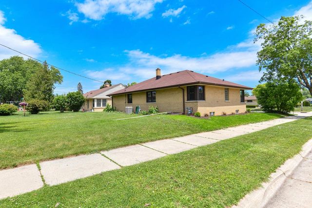 5659 S Quality AVENUE, Cudahy, WI 53110
