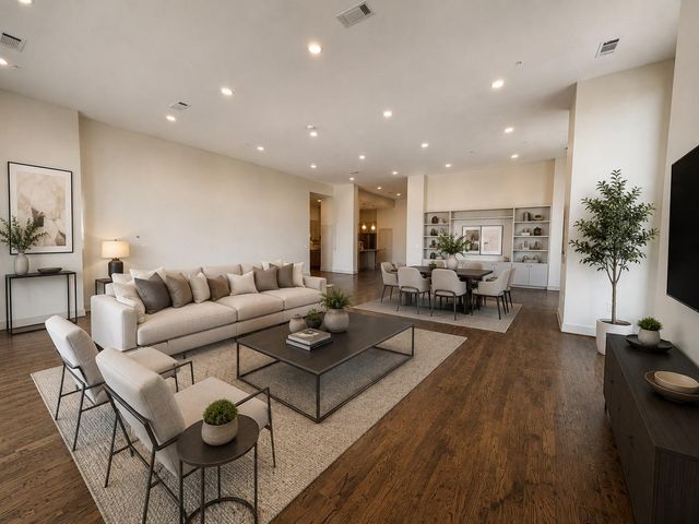 1400 Mckinney Street 3701, Houston, TX 77002