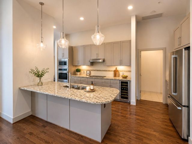1400 Mckinney Street 3701, Houston, TX 77002