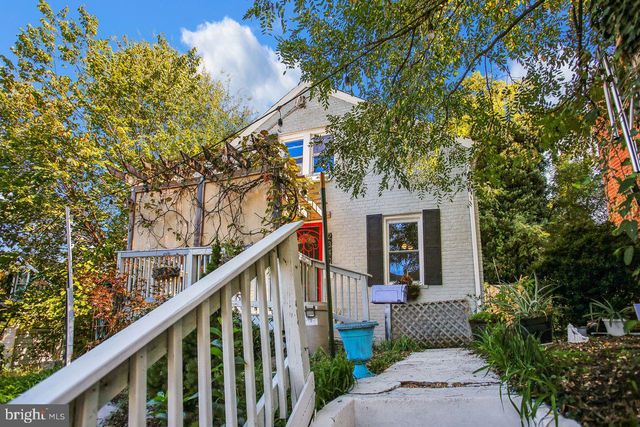 2340 GREEN ST SE, Washington, DC 20020
