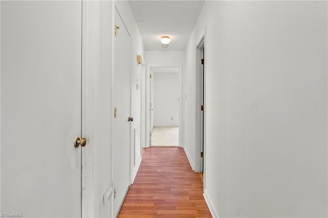 3520 Heathrow Drive, Winston-salem, NC 27127