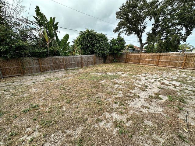 4536 86TH STREET W, Bradenton, FL 34210