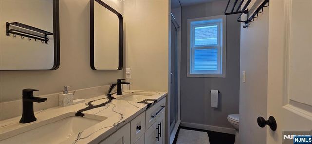 233 Dewey Drive, Toms River, NJ 08751