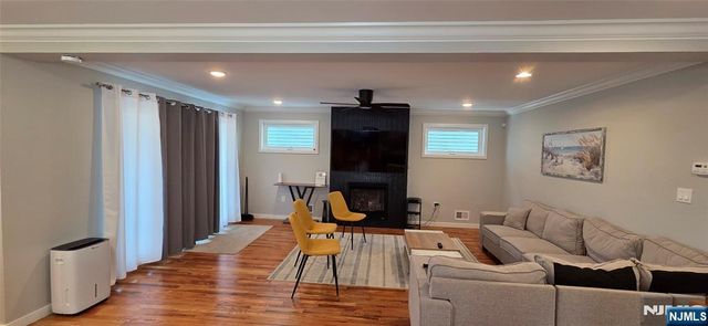 233 Dewey Drive, Toms River, NJ 08751