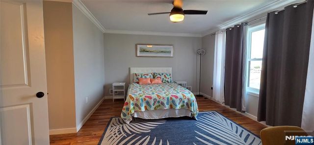 233 Dewey Drive, Toms River, NJ 08751