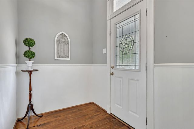 403 S Lee Street, Alvin, TX 77511