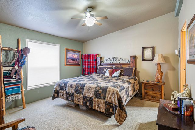 4572 NW 49th Lane NW, Redmond, OR 97756