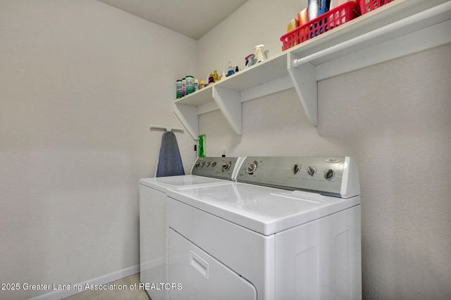 4345 Keelson Drive, Lansing, MI 48911