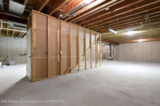 4345 Keelson Drive, Lansing, MI 48911