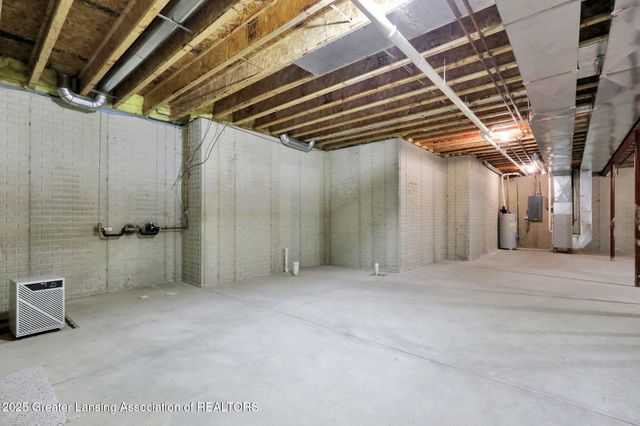 4345 Keelson Drive, Lansing, MI 48911