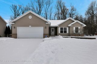 4345 Keelson Drive, Lansing, MI 48911