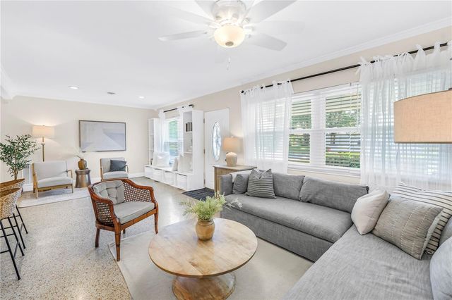 4039 ALBERCA WAY S, St Petersburg, FL 33712