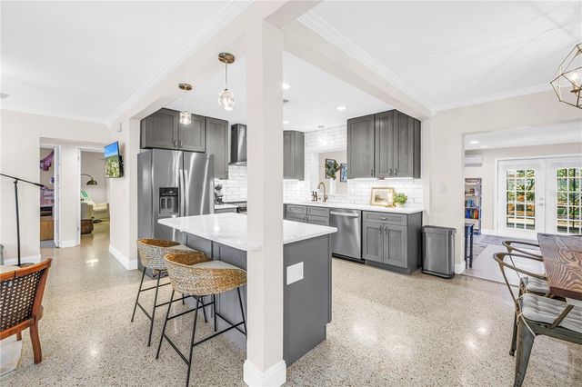 4039 ALBERCA WAY S, St Petersburg, FL 33712